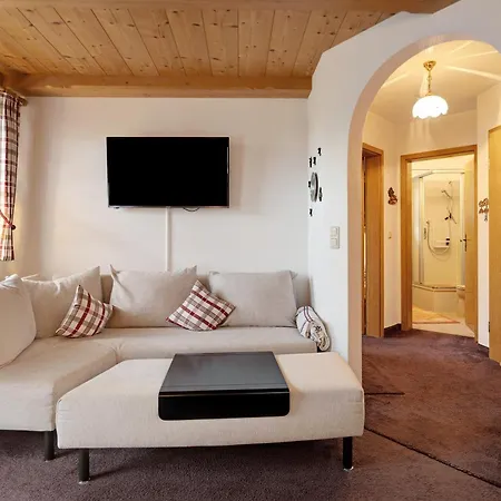 Huttenberg Apartment